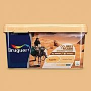 El color de la pintura corresponde al fondo de la imagen